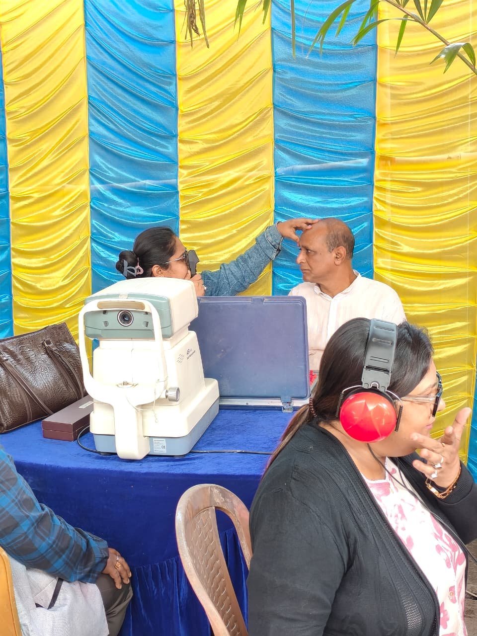 Eye screening